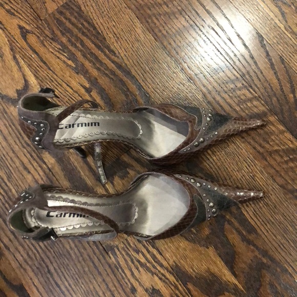 Brazilian Heels - Picture 1 of 2